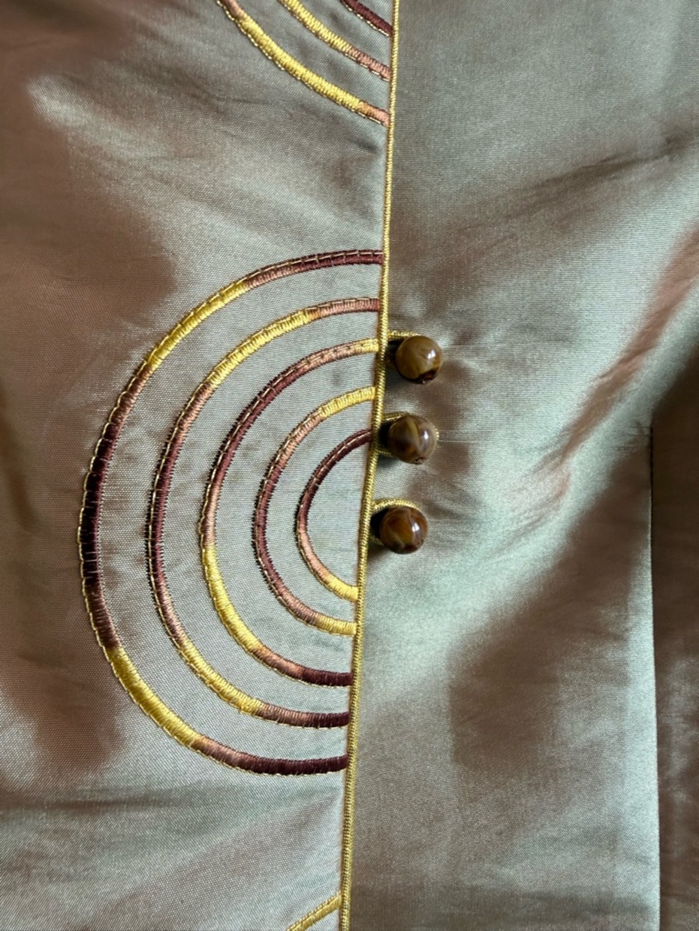 Vintage 100% Silk Gold Embroidered Blazer | S | MonaLisa - Picture 6 of 6